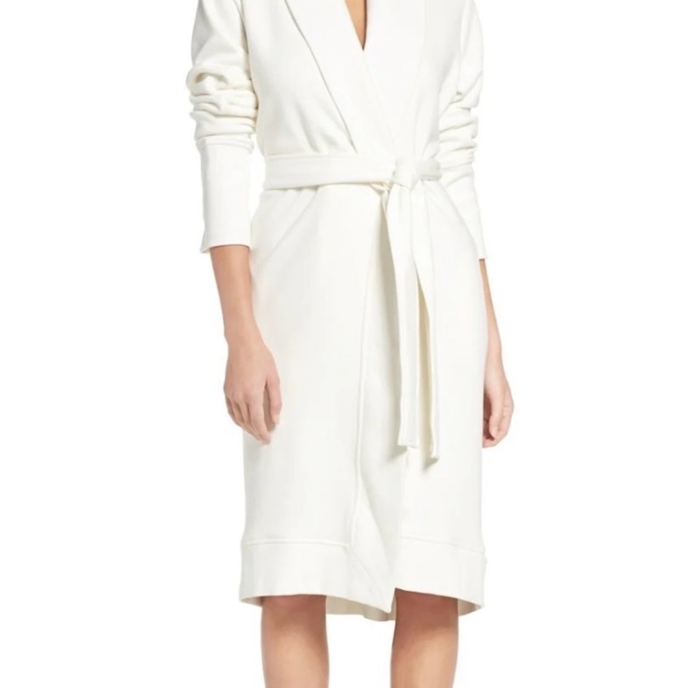 NWT ✨UGG Karoline Fleece Wrap Robe Cream Size M